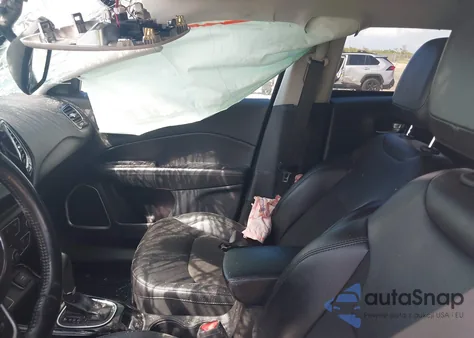 2021 Jeep Compass Altitude Fwd z USA, uszkodzony, nr VIN 3C4NJCBB4MT597035